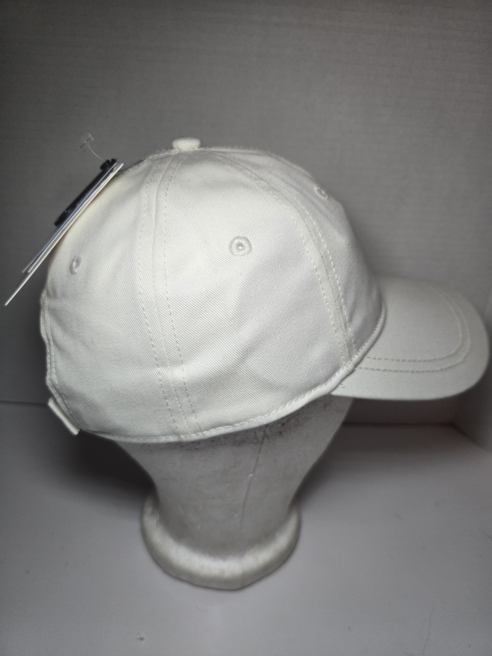 White Embroidered Roxy Baseball Cap - Minimal Script Logo - Picture 2 of 6